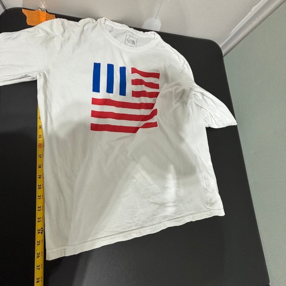 The North Face Men's Long Sleeve T Shirt White USA Flag Graphic Size L - Picture 3 of 9